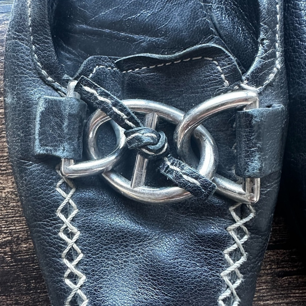 PRADA Black Leather Chain Link Loafer Moccasin Flats (35) - Picture 3 of 16